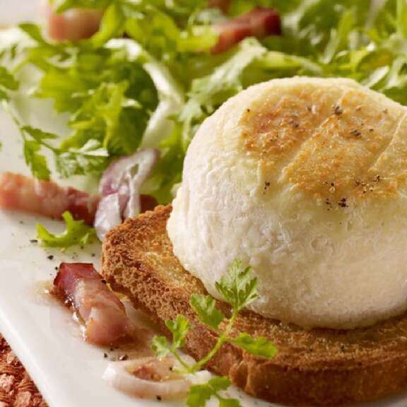 SALADE-AU-CROTTIN-DE-CHEVRE-OUB8N272MwgrsSgwR-27mw