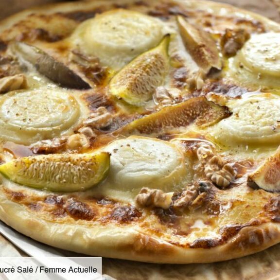 pizza-blanche-chevre-miel-et-creme-fraiche-l1GkMKXpCSIhG6IZKPxQbw